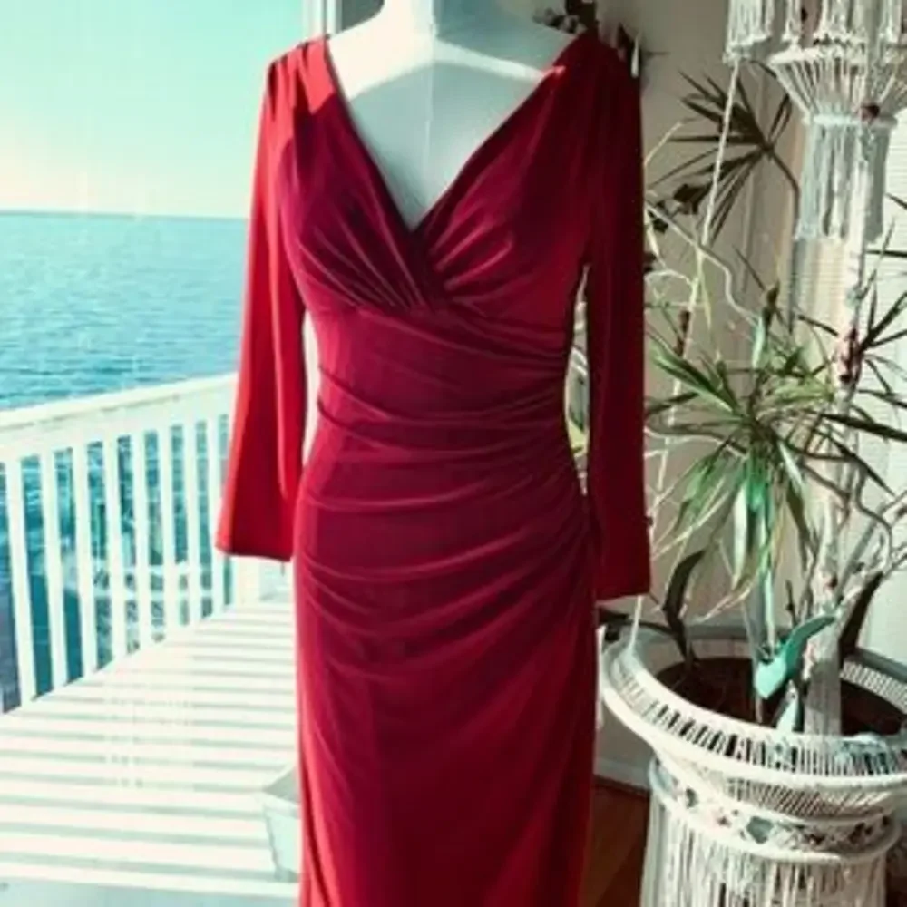 Ralph Lauren Dress size 6 NWT in Red